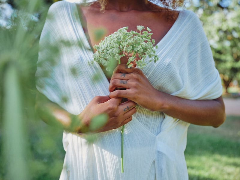 A Trend Towards Sustainable Bridal Fashion Inspired by Nature