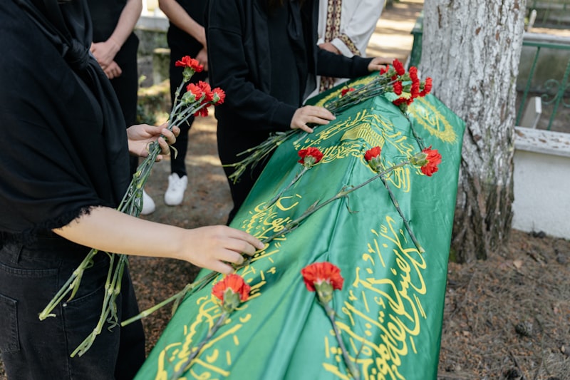 Exploring Floral Embellishments on Traditional Gowns: A Fusion of Elegance and Culture