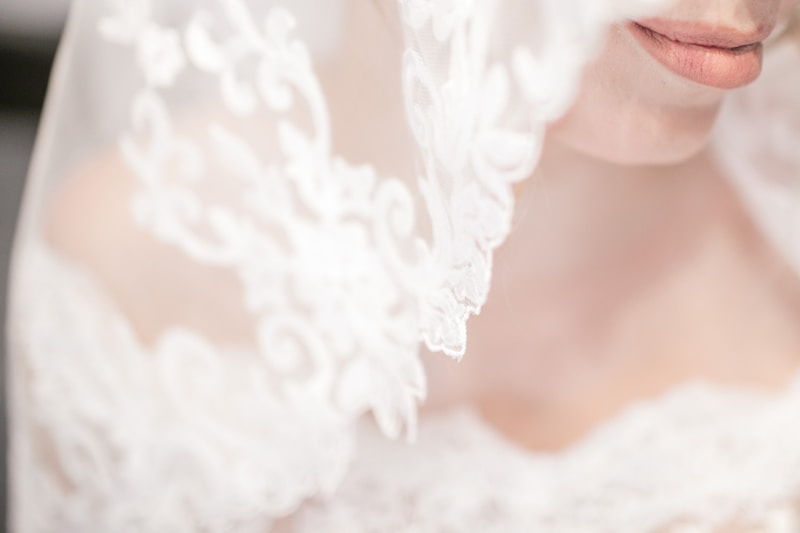 Discovering Rustic Charm in Lace and Tulle Designs