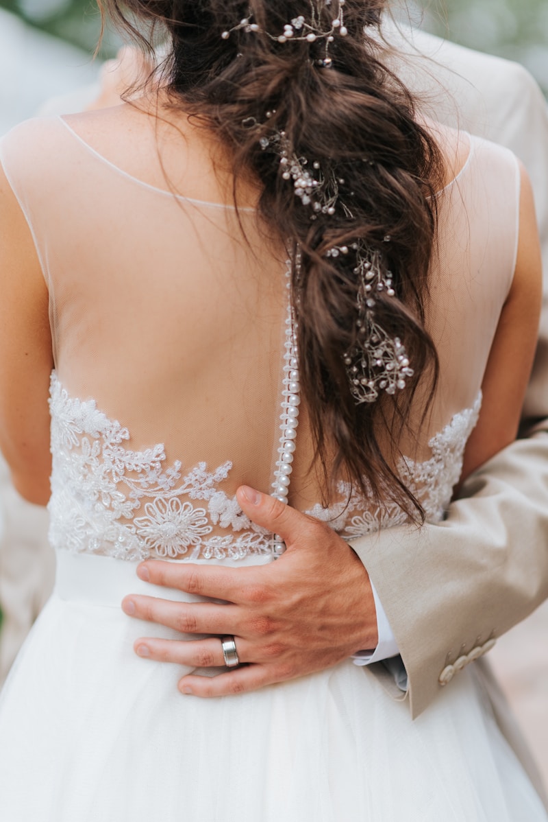 Timeless Accessories for Bridal Looks: Elevate Your Wedding Style